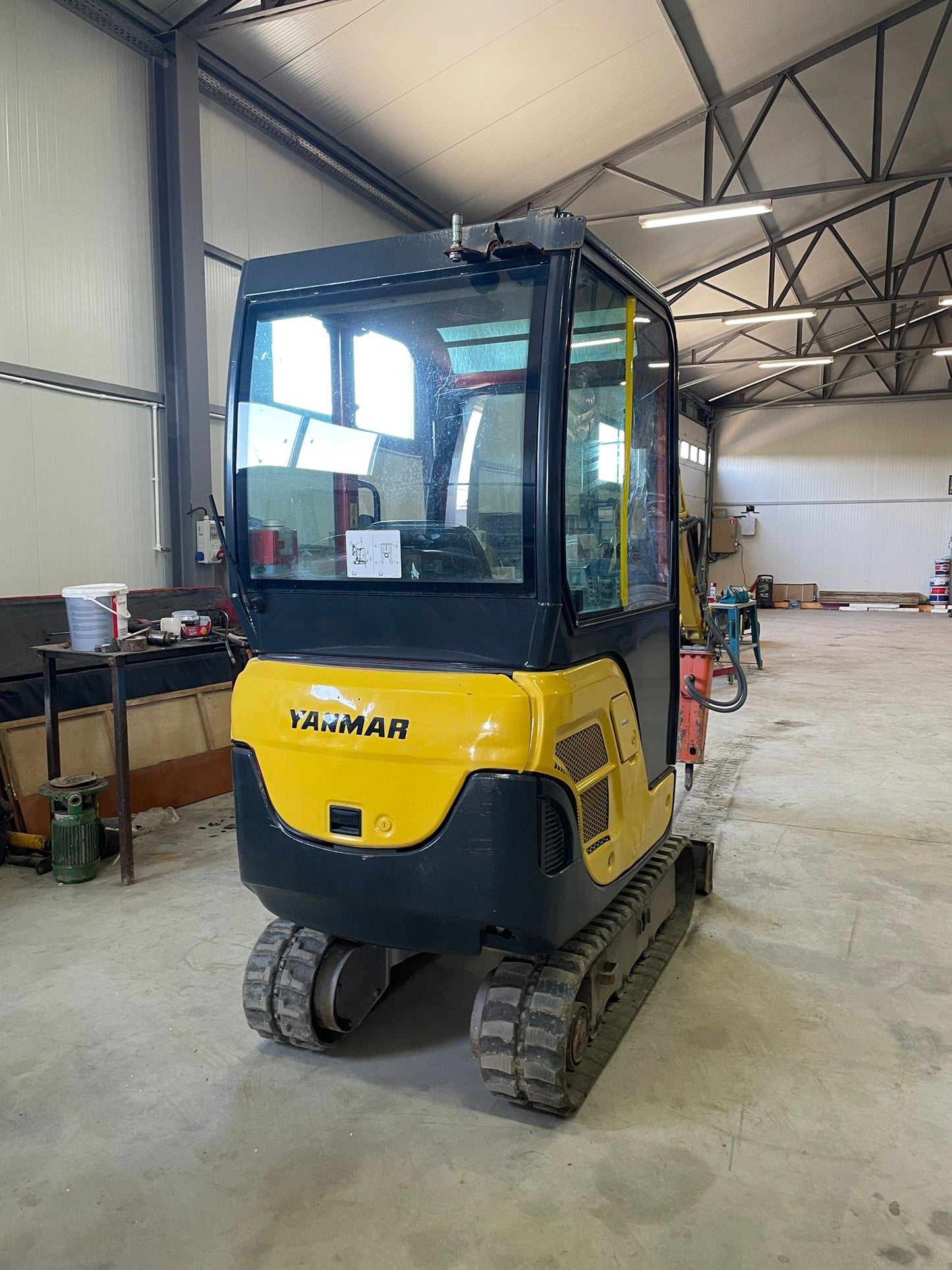 Inchiriez Yanmar 1,6t